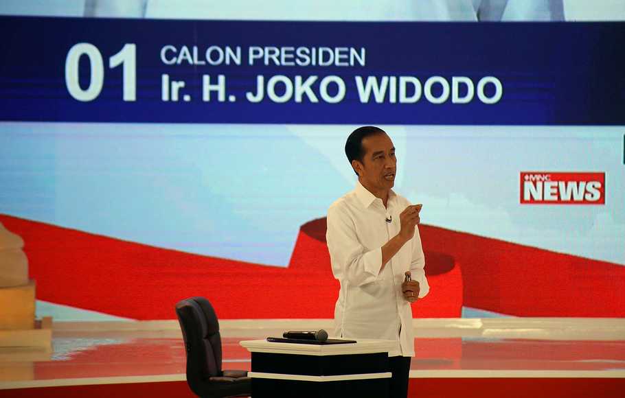 Hasto: Jokowi Punya Tiga Kartu Sakti, Prabowo Kedepankan Satu “kartu ...